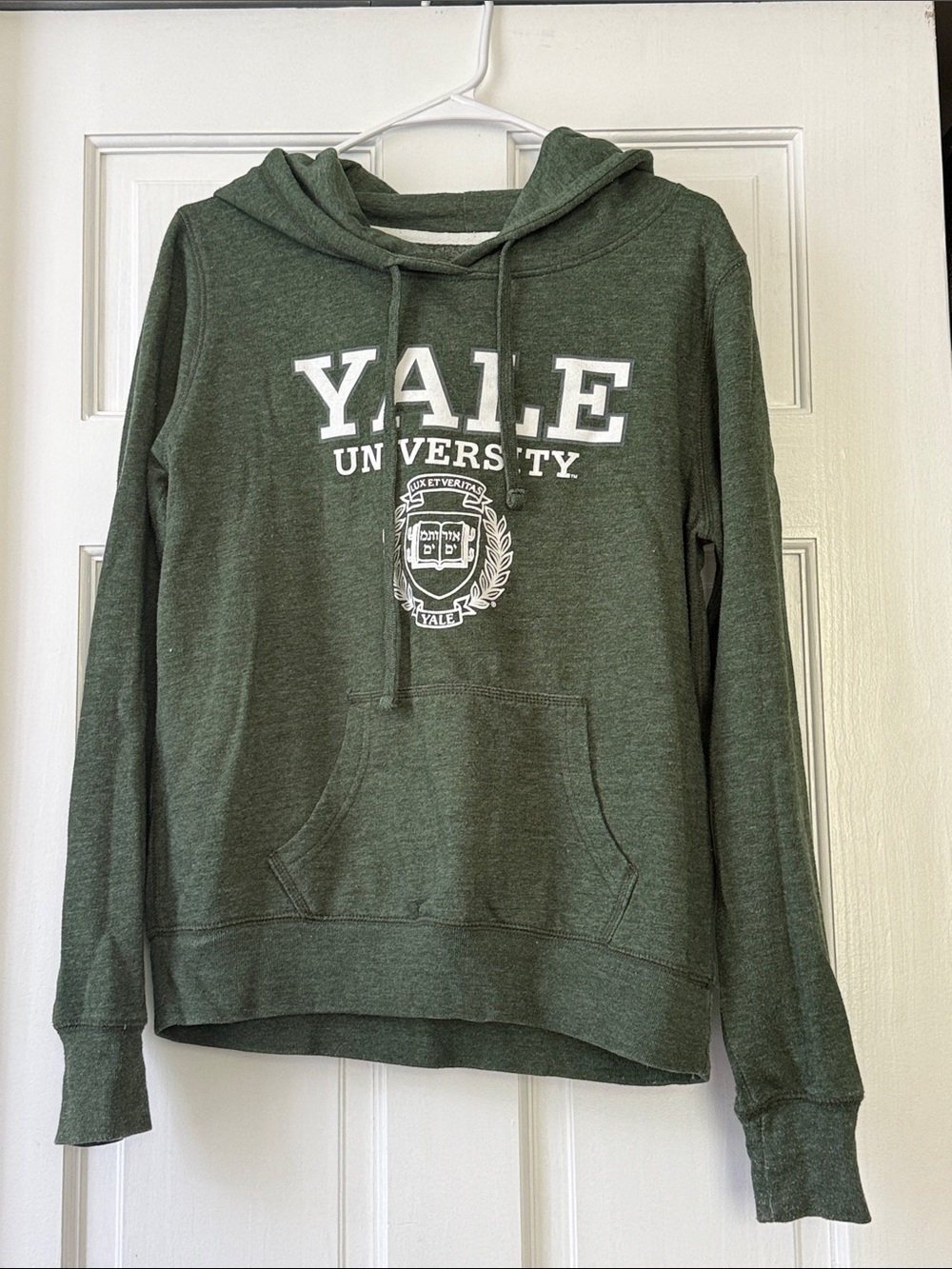 Yale University Women's Green Hoodie Sweater size L